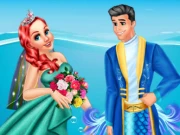 Ariel And Eric Wedding Online Dress-up Games on taptohit.com