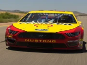 Drifting Mustang Slide Online Puzzle Games on taptohit.com
