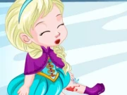 Elsa Ice Skating Injuries Online Dress-up Games on taptohit.com