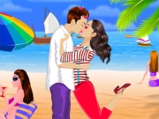 First Valentine Kissing Online Puzzle Games on taptohit.com
