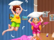 Girls PJ Party! Online Dress-up Games on taptohit.com
