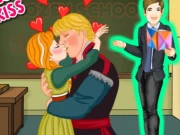 Ice Princess School Kiss Online Dress-up Games on taptohit.com
