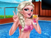 Ice Queen Pool Day Online Dress-up Games on taptohit.com
