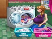 Pregnant Princess Laundry Day Online Dress-up Games on taptohit.com
