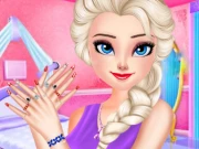 Princess Weekend Nails Salon Online Care Games on taptohit.com